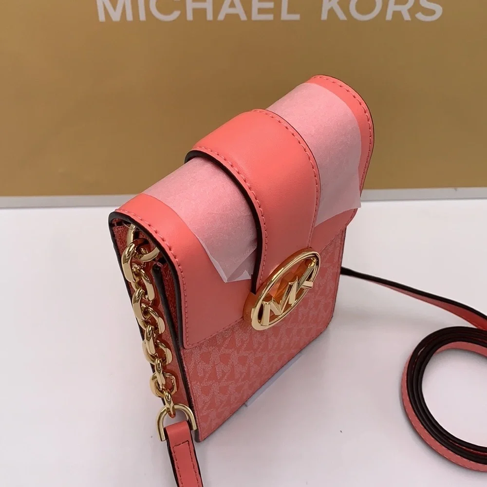 Michael Kors Carmen Small Logo Smartphone Crossbody Grapefruit signature color